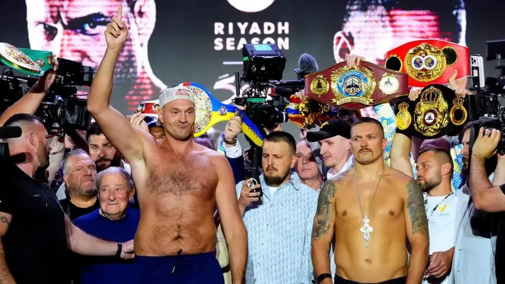 Fans Outraged Over Controversy Surrounding the Fury VS Usyk Rematch